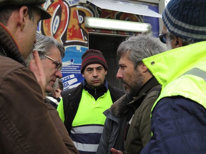 Immagine articolo Taluni combattono i poveri, altri la povertà