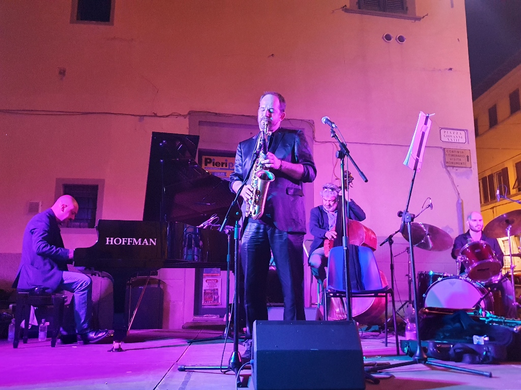 Immagine articolo Serata parigina