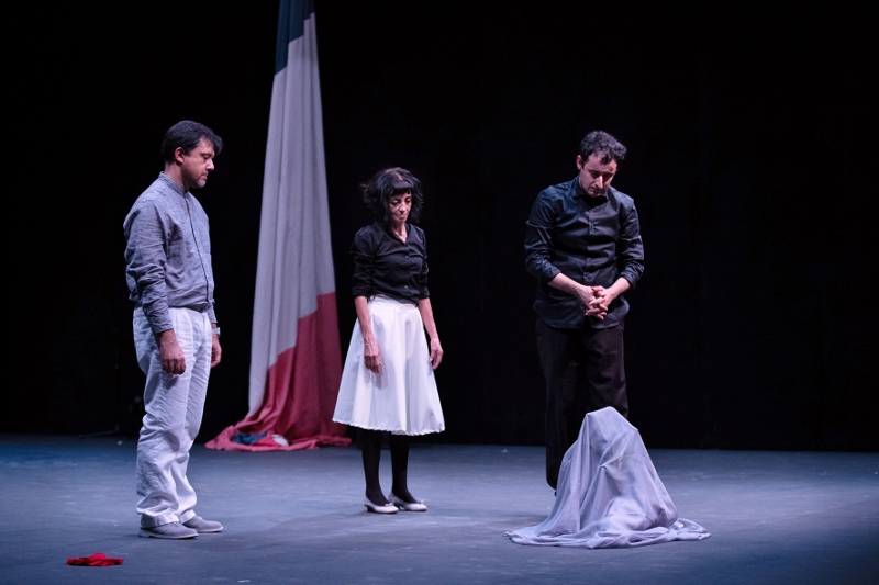 Immagine articolo E che il teatro stramaledica i francesi